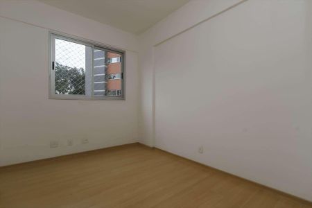 Apartamento para alugar com 3 quartos, 90m² em Vila Paris, Belo Horizonte