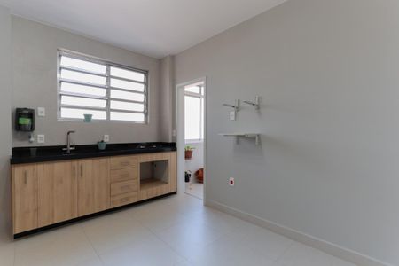 Apartamento à venda com 110m², 2 quartos e sem vaga Apartamento à venda com 110m², 2 quartos e sem vagaCozinha