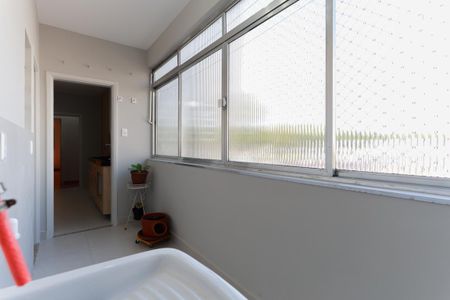 Apartamento à venda com 110m², 2 quartos e sem vaga Apartamento à venda com 110m², 2 quartos e sem vagaÁrea de serviço