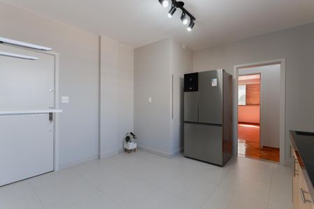 Apartamento à venda com 110m², 2 quartos e sem vaga Apartamento à venda com 110m², 2 quartos e sem vagaCozinha