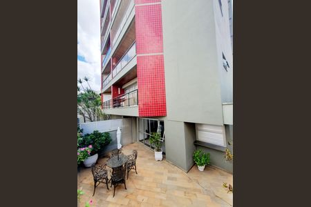 Apartamento à venda com 72m², 2 quartos e 1 vagaÁrea comum