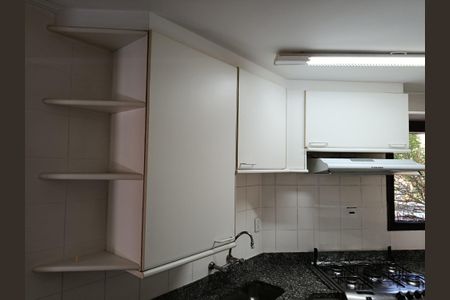 Apartamento à venda com 217m², 4 quartos e 3 vagasCozinha