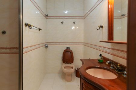 Casa de condomínio para alugar com 90m², 3 quartos e 2 vagasBanheiro