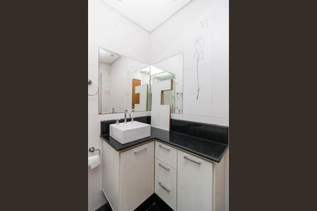 Casa para alugar com 180m², 2 quartos e 2 vagas Casa para alugar com 180m², 2 quartos e 2 vagasBanheiro da Suíte