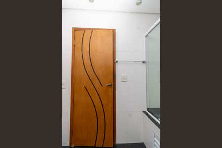 Casa para alugar com 180m², 2 quartos e 2 vagas Casa para alugar com 180m², 2 quartos e 2 vagasBanheiro da Suíte