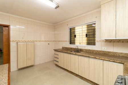 Casa para alugar com 180m², 2 quartos e 2 vagas Casa para alugar com 180m², 2 quartos e 2 vagasCozinha