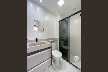 Apartamento para alugar com 60m², 2 quartos e 2 vagas Apartamento para alugar com 60m², 2 quartos e 2 vagasBanheiro da Suíte