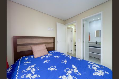 Suíte de apartamento para alugar com 2 quartos, 60m² em Km 18, Osasco
