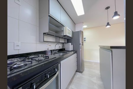 Apartamento para alugar com 60m², 2 quartos e 2 vagas Apartamento para alugar com 60m², 2 quartos e 2 vagasCozinha