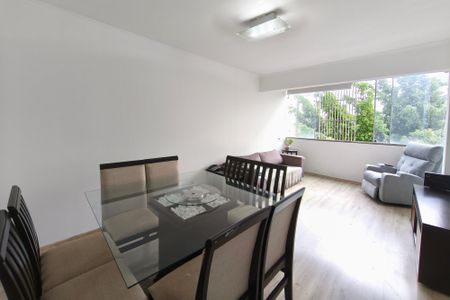 Sala de apartamento à venda com 2 quartos, 72m² em Vila Marieta, Campinas