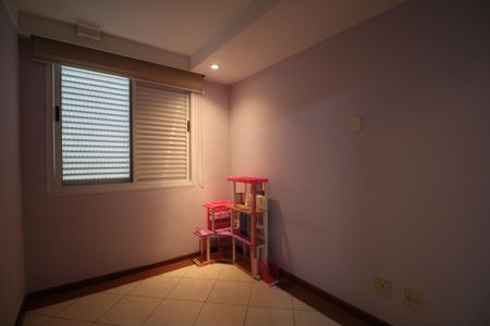Apartamento para alugar com 114m², 3 quartos e 2 vagasQuarto 