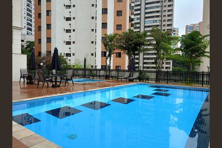 Apartamento para alugar com 114m², 3 quartos e 2 vagas Apartamento para alugar com 114m², 3 quartos e 2 vagasÁrea comum - Piscina
