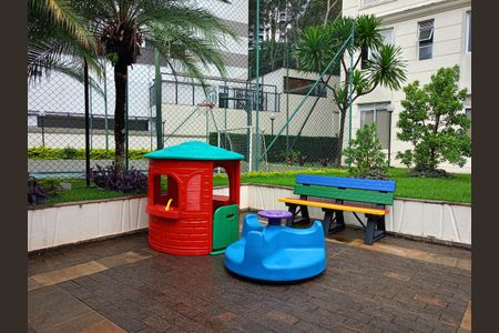 Apartamento para alugar com 114m², 3 quartos e 2 vagas Apartamento para alugar com 114m², 3 quartos e 2 vagasÁrea comum - Playground