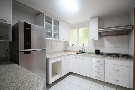 Apartamento para alugar com 114m², 3 quartos e 2 vagasCozinha - Armários
