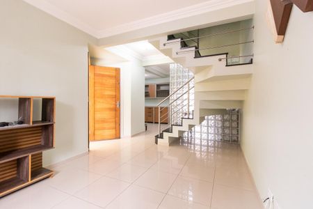 Sala de casa para alugar com 3 quartos, 191m² em São Lourenço, Curitiba