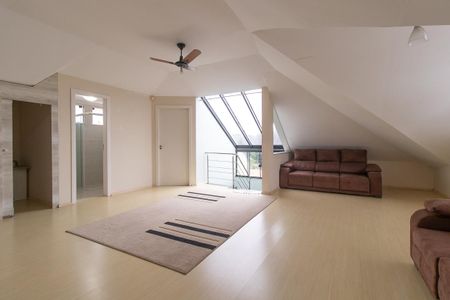 Casa para alugar com 191m², 3 quartos e 2 vagasSala de TV