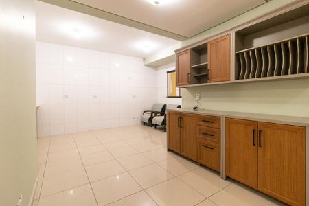 Casa para alugar com 191m², 3 quartos e 2 vagasCozinha - Armários