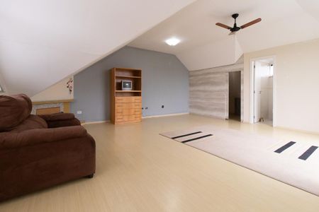 Casa para alugar com 191m², 3 quartos e 2 vagasSala de TV