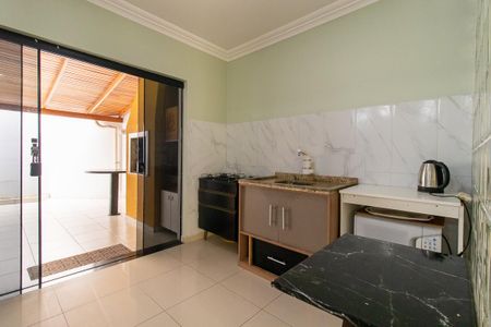 Casa para alugar com 191m², 3 quartos e 2 vagasCozinha - Armários