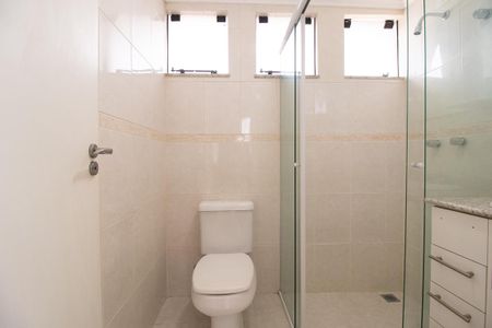 Casa para alugar com 191m², 3 quartos e 2 vagasBanheiro