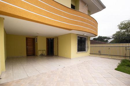 Casa para alugar com 191m², 3 quartos e 2 vagasFachada