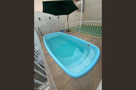 Casa à venda com 360m², 4 quartos e 2 vagasÁrea externa