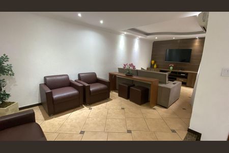 Sala de casa à venda com 4 quartos, 360m² em Novo das Indústrias, Belo Horizonte