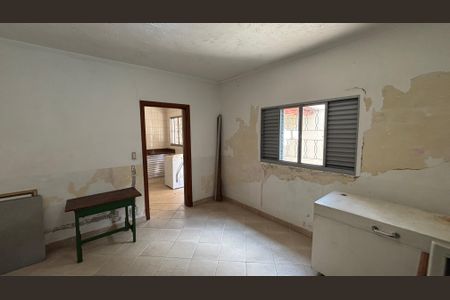 Casa para alugar com 238m², 2 quartos e 2 vagas Casa para alugar com 238m², 2 quartos e 2 vagasEdícula - Quarto