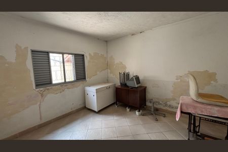 Casa para alugar com 238m², 2 quartos e 2 vagas Casa para alugar com 238m², 2 quartos e 2 vagasEdícula - Quarto