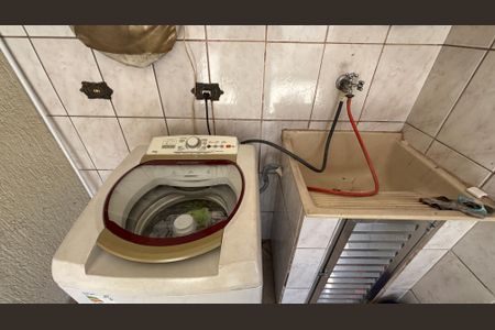 Casa para alugar com 238m², 2 quartos e 2 vagas Casa para alugar com 238m², 2 quartos e 2 vagasÁrea de Serviço