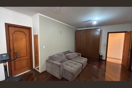 Casa para alugar com 238m², 2 quartos e 2 vagas Casa para alugar com 238m², 2 quartos e 2 vagasSuite
