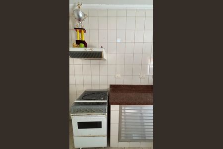 Casa para alugar com 238m², 2 quartos e 2 vagas Casa para alugar com 238m², 2 quartos e 2 vagasEdícula - Cozinha