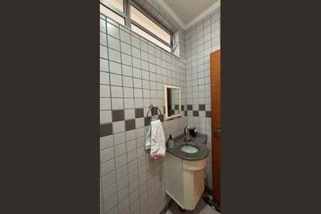 Casa para alugar com 238m², 2 quartos e 2 vagas Casa para alugar com 238m², 2 quartos e 2 vagasLavabo