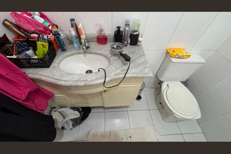 Casa para alugar com 238m², 2 quartos e 2 vagas Casa para alugar com 238m², 2 quartos e 2 vagasBanheiro da Suíte 2