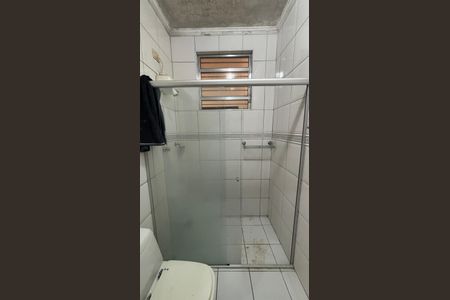 Casa para alugar com 238m², 2 quartos e 2 vagas Casa para alugar com 238m², 2 quartos e 2 vagasBanheiro da Suíte