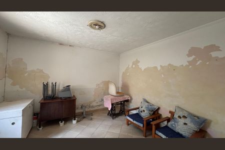 Casa para alugar com 238m², 2 quartos e 2 vagas Casa para alugar com 238m², 2 quartos e 2 vagasEdícula - Quarto