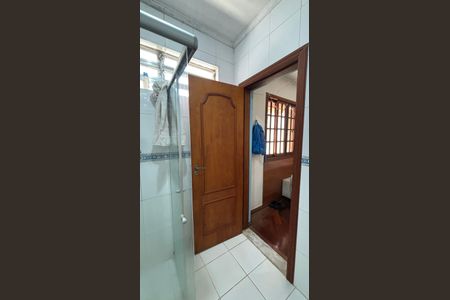 Casa para alugar com 238m², 2 quartos e 2 vagas Casa para alugar com 238m², 2 quartos e 2 vagasBanheiro da Suíte 2