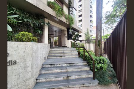 Apartamento à venda com 135m², 3 quartos e 2 vagasEntrada