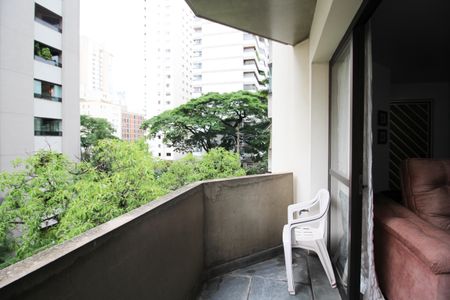 Apartamento à venda com 135m², 3 quartos e 2 vagasVaranda