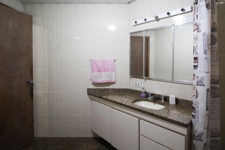 Apartamento à venda com 135m², 3 quartos e 2 vagasBanheiro