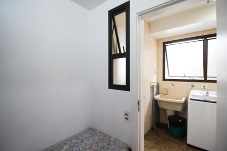 Apartamento à venda com 135m², 3 quartos e 2 vagasQuarto de Serviço