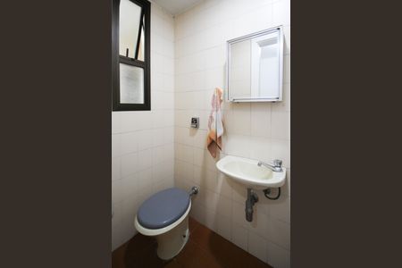 Apartamento à venda com 135m², 3 quartos e 2 vagasBanheiro de serviço