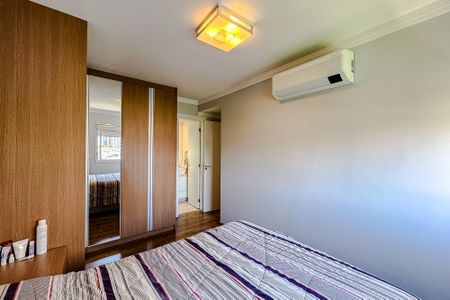Apartamento à venda com 83m², 2 quartos e 2 vagas Apartamento à venda com 83m², 2 quartos e 2 vagasQuarto 1 - Suíte