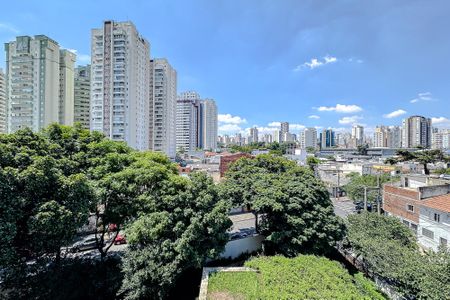 Apartamento à venda com 83m², 2 quartos e 2 vagas Apartamento à venda com 83m², 2 quartos e 2 vagasVista da Suíte