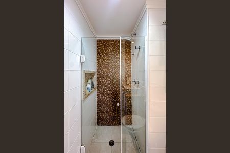 Apartamento à venda com 83m², 2 quartos e 2 vagas Apartamento à venda com 83m², 2 quartos e 2 vagasBanheiro da Suíte