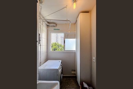 Apartamento à venda com 83m², 2 quartos e 2 vagas Apartamento à venda com 83m², 2 quartos e 2 vagasÁrea de Serviço