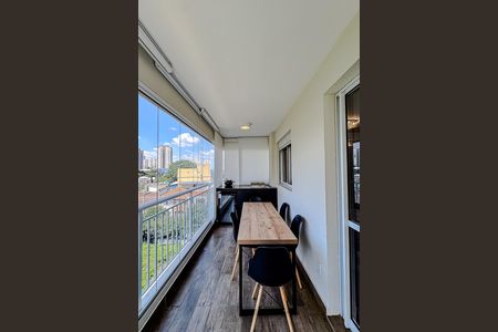 Apartamento à venda com 83m², 2 quartos e 2 vagas Apartamento à venda com 83m², 2 quartos e 2 vagasVaranda da Sala