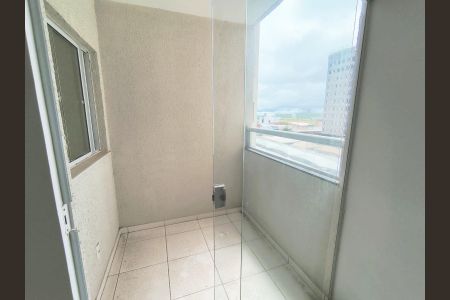 Apartamento para alugar com 52m², 2 quartos e 1 vaga Apartamento para alugar com 52m², 2 quartos e 1 vagaVaranda