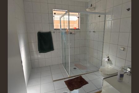 Casa à venda com 125m², 2 quartos e 2 vagasBanheiro
