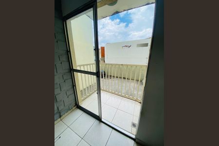 Sala de apartamento à venda com 2 quartos, 47m² em Parque Residencial Jundiaí, Jundiaí